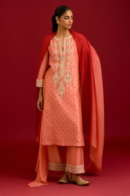 Devnaagri Bandhej Silk Chanderi Embroidered Kurta Set 