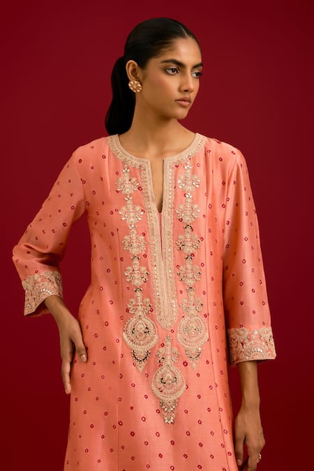 Buy_Devnaagri_Peach Chanderi Silk Sequins, Mirrors, Embroidery Split Bandhej Kurta Set 