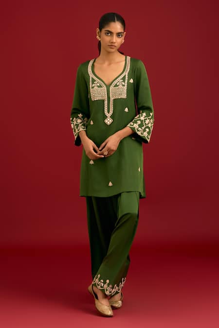 Shop_Devnaagri_Green Cotton Satin, Silk, Organza Sequins, Mirrors, Embroidery And Dori Kurta Set _Online_at_Aza_Fashions