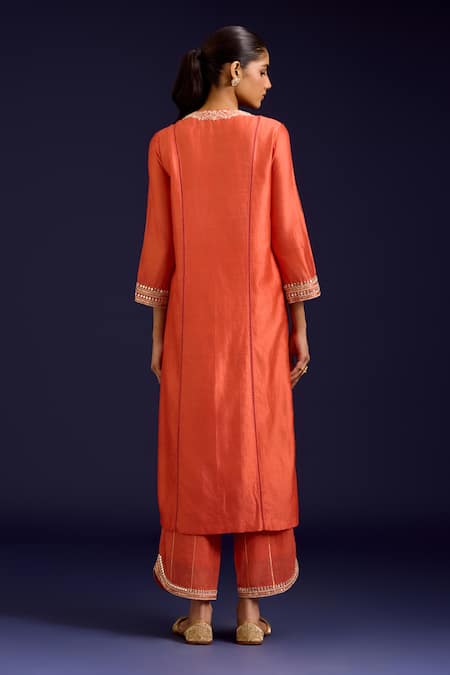 Devnaagri Chinniya Silk Mirror Work Kurta Set 