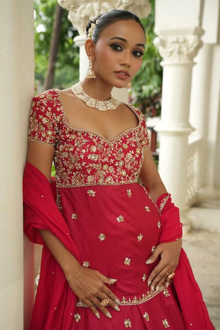 Buy_Enamour By Radha_Red Organza Zari, Pearls, Beads, Embroidery, Sequins Floral Kurta Lehenga Set _Online_at_Aza_Fashions