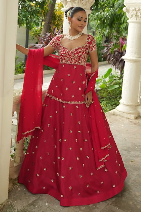 Shop_Enamour By Radha_Red Organza Zari, Pearls, Beads, Embroidery, Sequins Floral Kurta Lehenga Set _Online_at_Aza_Fashions