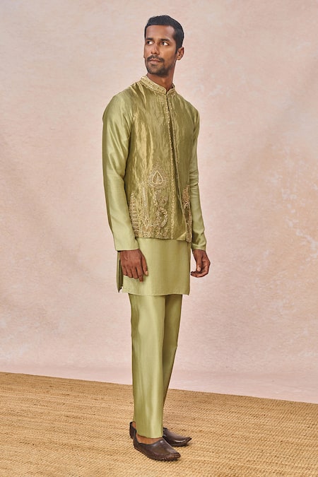 Masaba_Mint Tissue, Silk Embroidery, Sequins Ikrar Hua Embellished Bundi Kurta Set _at_Aza_Fashions