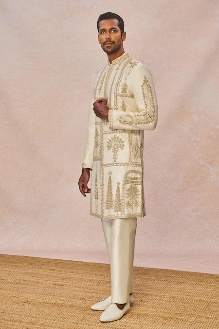Masaba_Ivory Silk, Dupion Embroidery, Tere Peeche Chala Aaya Embellished Sherwani Set _Online_at_Aza_Fashions