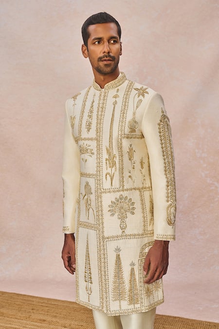 Buy_Masaba_Ivory Silk, Dupion Embroidery, Tere Peeche Chala Aaya Embellished Sherwani Set 