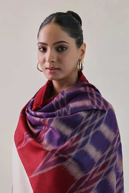 Shop SHAZA Red Nadira Ekkat Pattern Pashmina Stole at Aza Fashions Shop_SHAZA_Red Nadira Ekkat Pattern Pashmina Stole _at_Aza_Fashions
