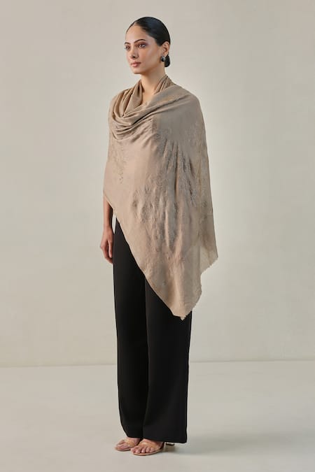 SHAZA Era Of Zaywar Jaal Paisley Embellished Stole 