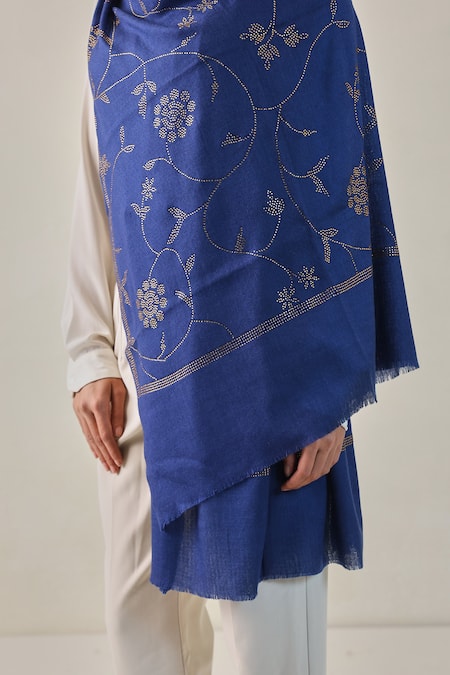 SHAZA_Blue Era Of Zaywar Jaal Bel Pattern Stole _Online_at_Aza_Fashions