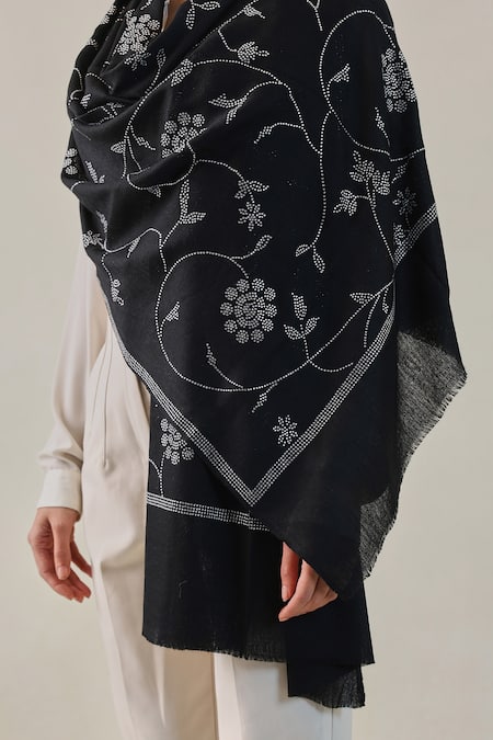 SHAZA_Black Nusrat Swarovski Embellished Stole _Online_at_Aza_Fashions
