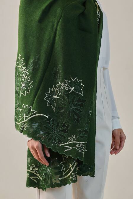 SHAZA_Green Moira Vineyard Zaywar Cutwork Stole _Online_at_Aza_Fashions