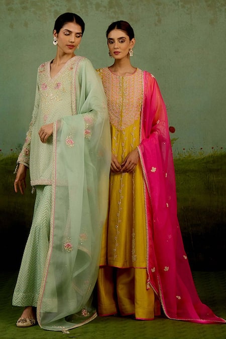 Shyam Narayan Prasad_Green Brocade, Silk, Organza Embroidery, Beads V-neck Zardozi Kurta Sharara Set _Online_at_Aza_Fashions