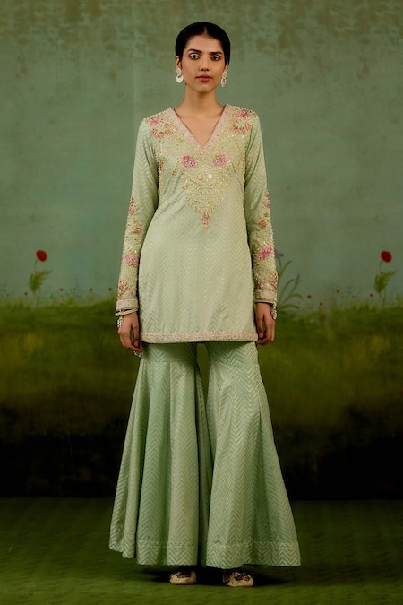 Buy_Shyam Narayan Prasad_Green Brocade, Silk, Organza Embroidery, Beads V-neck Zardozi Kurta Sharara Set 