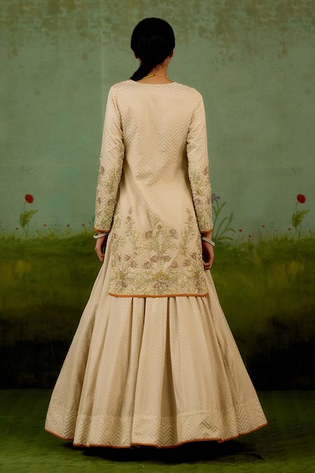 Shop Shyam Narayan Prasad Ivory Brocade, Organza Embroidery, Metallic Thread, Zardozi Kurta Lehenga Set at Aza Fashions Shop_Shyam Narayan Prasad_Ivory Brocade, Organza Embroidery, Metallic Thread, Zardozi Kurta Lehenga Set _at_Aza_Fashions