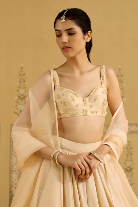 Shop Shyam Narayan Prasad Ivory Silk, Organza Embroidery, Zari Sweetheart Neck Zardozi Lehenga Set Online at Aza Fashions Shop_Shyam Narayan Prasad_Ivory Silk, Organza Embroidery, Zari Sweetheart Neck Zardozi Lehenga Set _Online_at_Aza_Fashions