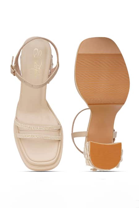 Buy_Sole House_Cream Pearls, Embroidery Daisy Block Heels 