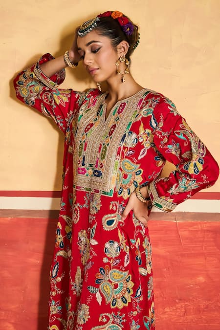Shop_Tasuvure Indes_Red Silk Embroidery V-neck Elizey Paisley Kaftan _Online_at_Aza_Fashions