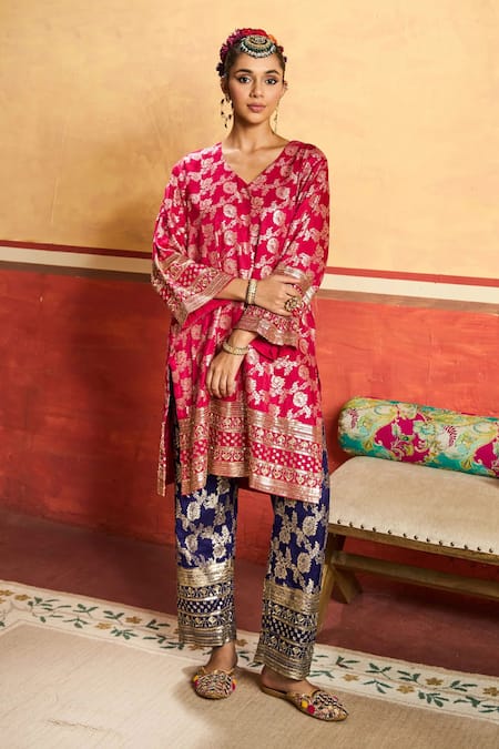 Shop_Tasuvure Indes_Fuchsia Brocade, Silk Zari, Embroidery Banarasi Begum Woven Kurta And Pant Set _Online_at_Aza_Fashions