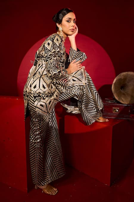 Tasuvure Indes_Black Silk, Georgette Embroidery, Metallic Thread, Gulnaaz Kurta Sharara Set _Online_at_Aza_Fashions