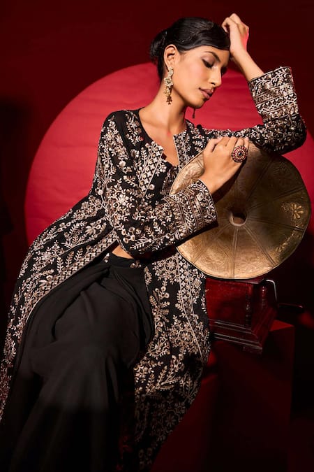 Tasuvure Indes Inaaya Embroidered Jacket Skirt Set 