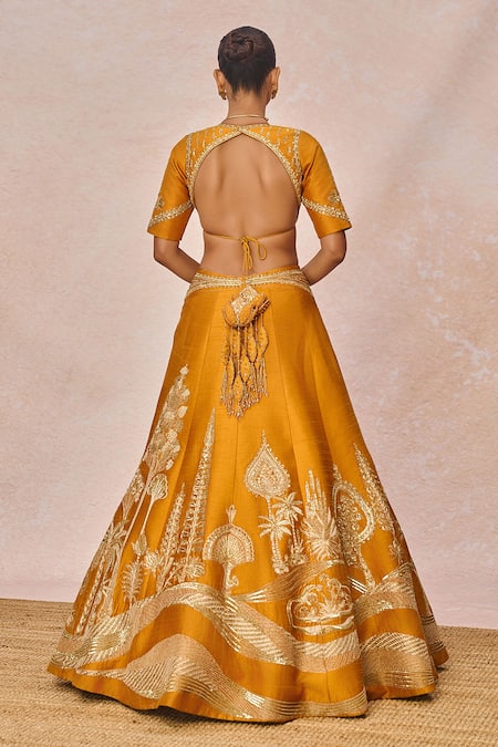 Masaba The Dil Lubhata Embroidered 12 Kalis Lehenga Set 