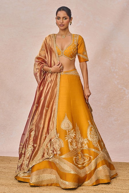 Masaba The Dil Lubhata Embroidered 12 Kalis Lehenga Set 