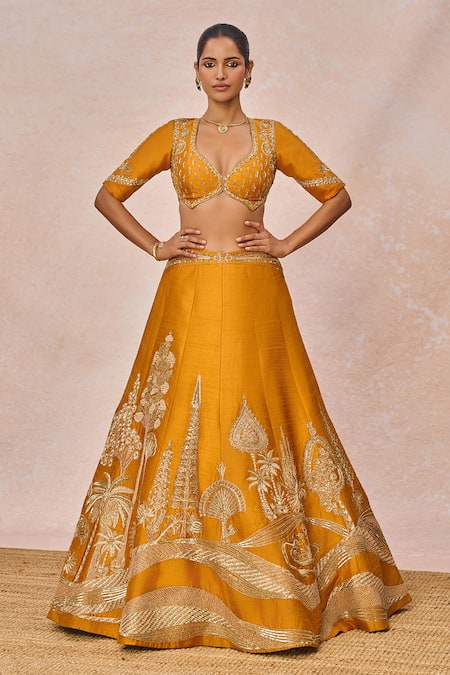 Masaba_Orange Silk, Tissue Embroidery, Zari, The Dil Lubhata 12 Kalis Lehenga Set _at_Aza_Fashions