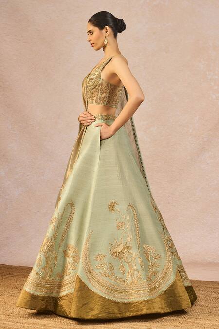 Masaba_Green Tissue, Organza Embroidery, Zari, The Ikrar Hua 6 Kalis Lehenga Set _Online_at_Aza_Fashions