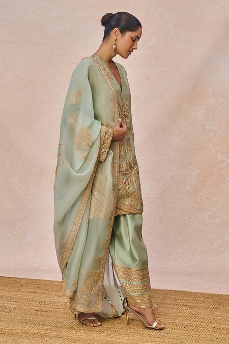 Buy_Masaba_Green Chanderi, Tissue Embroidery, Sequins, Zari Ikrar Hua Gul Chaand Kurta Set _Online_at_Aza_Fashions