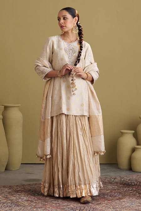 Vaaya Crushed Silk Chanderi Gota Lehenga 