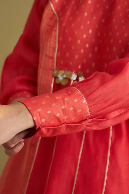 Vaaya_Red Silk, Chanderi, Brocade Gota Patti, Metallic Thread Round And Banarasi Tunic _Online_at_Aza_Fashions