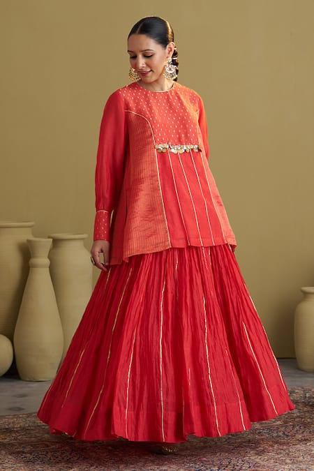 Buy_Vaaya_Red Chanderi Gota Patti, Tassels Crushed Mul Handwork Lehenga _Online_at_Aza_Fashions