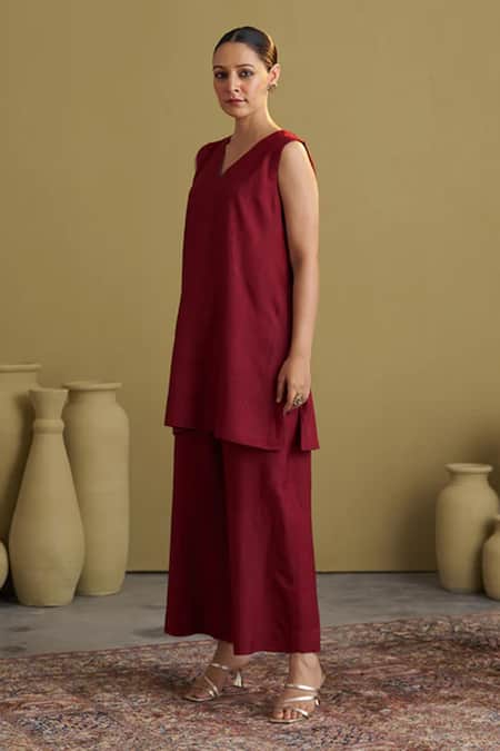 Vaaya_Burgundy Silk, Handloom Cotton V-neck Handwoven Sleeveless Tunic And Pant Set _Online_at_Aza_Fashions