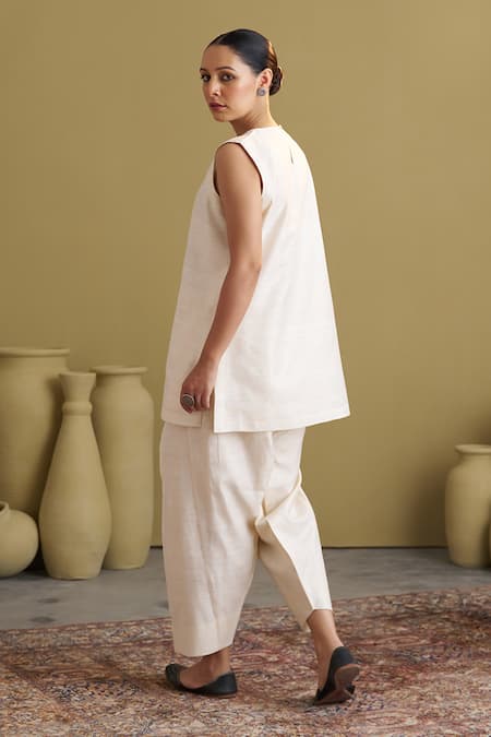 Vaaya Mulberry Silk Sleeveless Tunic With Pant 
