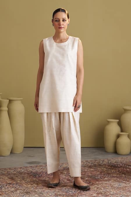 Vaaya Mulberry Silk Sleeveless Tunic With Pant 
