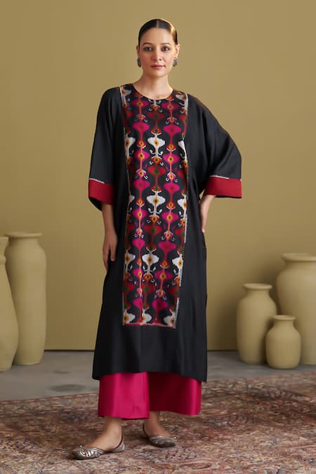 Buy Vaaya Black Cotton Embroidery Round Handwoven Ikat And Kacha Tanka Kurta & Pant Set Buy_Vaaya_Black Cotton Embroidery Round Handwoven Ikat And Kacha Tanka Kurta & Pant Set