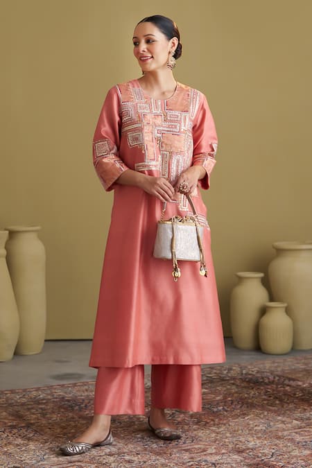 Buy_Vaaya_Peach Silk, Chanderi Silk, Chanderi, Brocade Gota Geometric And Kurta Pant Set 