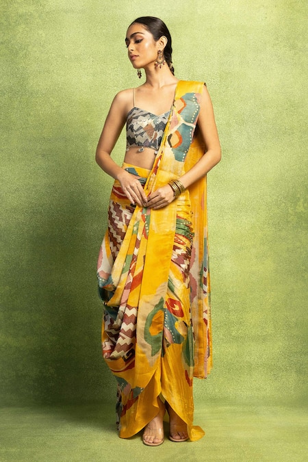 Vedika M Abstract Print Pre-Draped Saree & Sequin Blouse Set