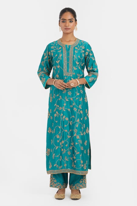 Kora Silk Chanderi Dori Jaal Embroidered Kurta & Pant 