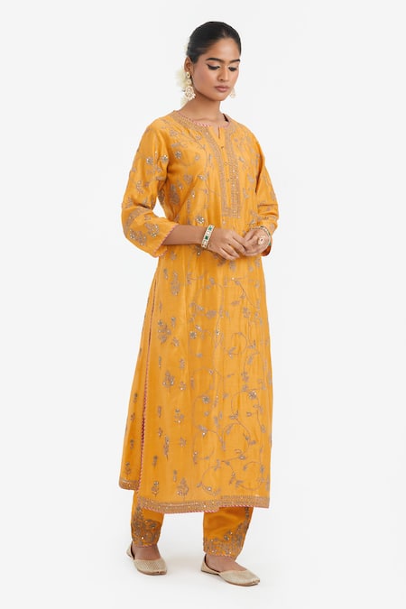 Kora Yellow Chanderi , Organza Embroidery, Dori Jaal Kurta Salwar Set Online at Aza Fashions Kora_Yellow Chanderi , Organza Embroidery, Dori Jaal Kurta Salwar Set _Online_at_Aza_Fashions