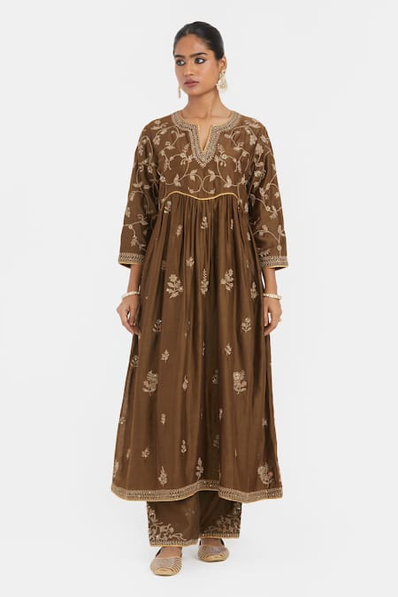 Kora_Olive Green Chanderi , Organza Embroidery, Dori Kurta And Pant Set _Online_at_Aza_Fashions