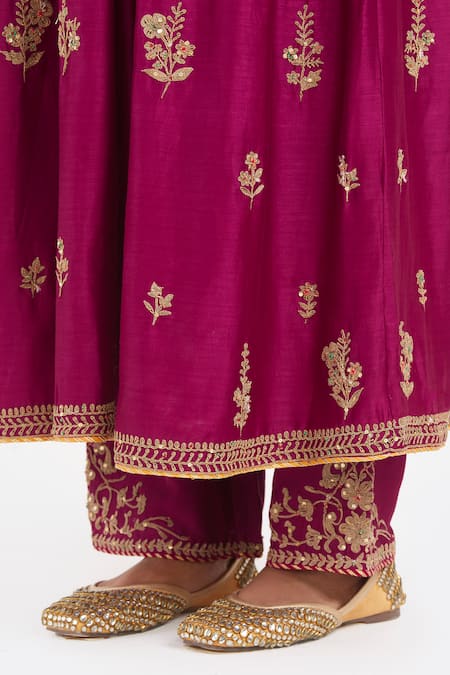 Buy Kora Fuchsia Embroidery, Sequins, Beads Round Neck, Silk Chanderi Dori Flared Kurta Online at Aza Fashions Buy_Kora_Fuchsia Embroidery, Sequins, Beads Round Neck, Silk Chanderi Dori Flared Kurta _Online_at_Aza_Fashions