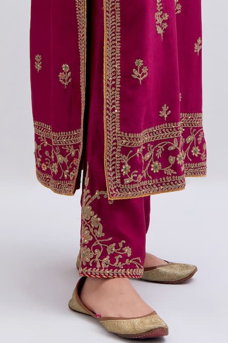 Kora_Fuchsia Chanderi , , Chanderi, Dori Kurta, Pant And Dupatta Set _Online_at_Aza_Fashions