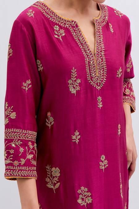 Buy_Kora_Fuchsia Chanderi , , Chanderi, Dori Kurta, Pant And Dupatta Set _Online_at_Aza_Fashions