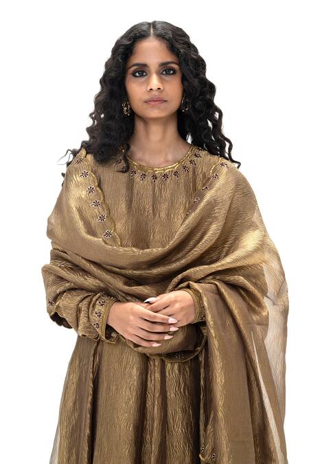 Mimamsaa_Gold Tissue Embroidery, Sequins Round Neck Meira Handwoven Crushed Kurta Set _Online_at_Aza_Fashions