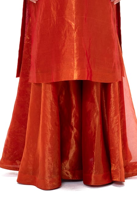 Mimamsaa_Red Tissue, Silk Embroidery, Zari Round Neck Githa Handwoven And Kurta Pant Set _at_Aza_Fashions