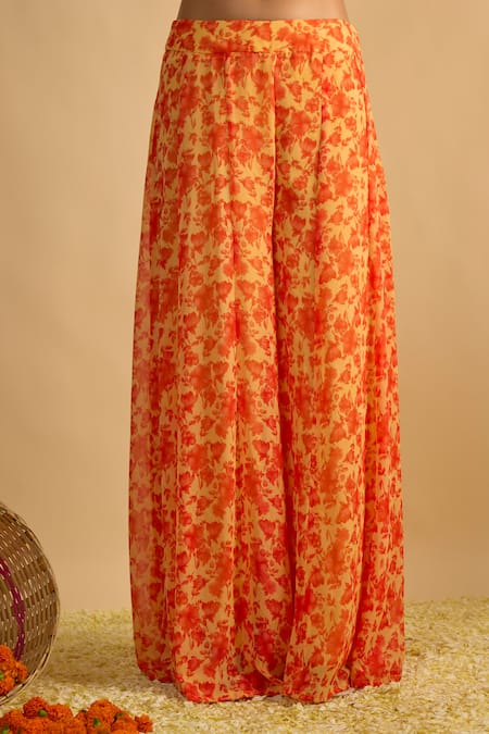 Shop_RAYASHA KHAN_Yellow Georgette, Organza Sequins, Dasies Floral Printed Hand Kurta Set _Online_at_Aza_Fashions