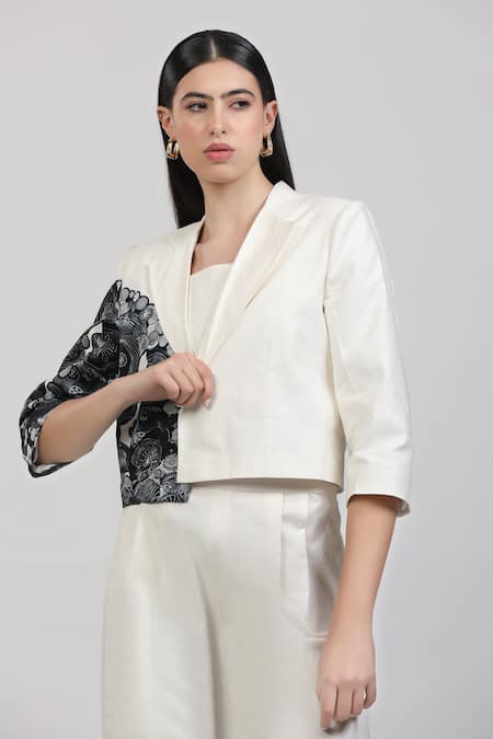 Zosia_Ivory Linen, Denim Applique V-neck, Square Nivara Embroidered Jacket Pant Set _at_Aza_Fashions