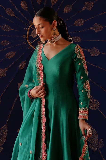 Buy_Jigar Mali_Green Chanderi Embroidery, Tassels, Zari V-neck Anarkali Set _Online_at_Aza_Fashions