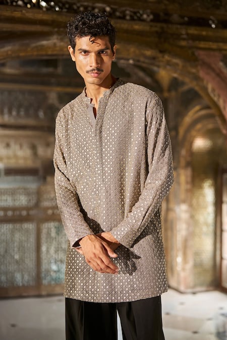 Dash And Dot Geometric Embroidered Band Collar Kurta 