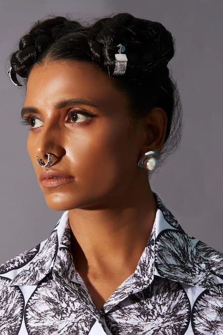 Shop_Quod_Silver Plated Pearls Qed Earrings _Online_at_Aza_Fashions